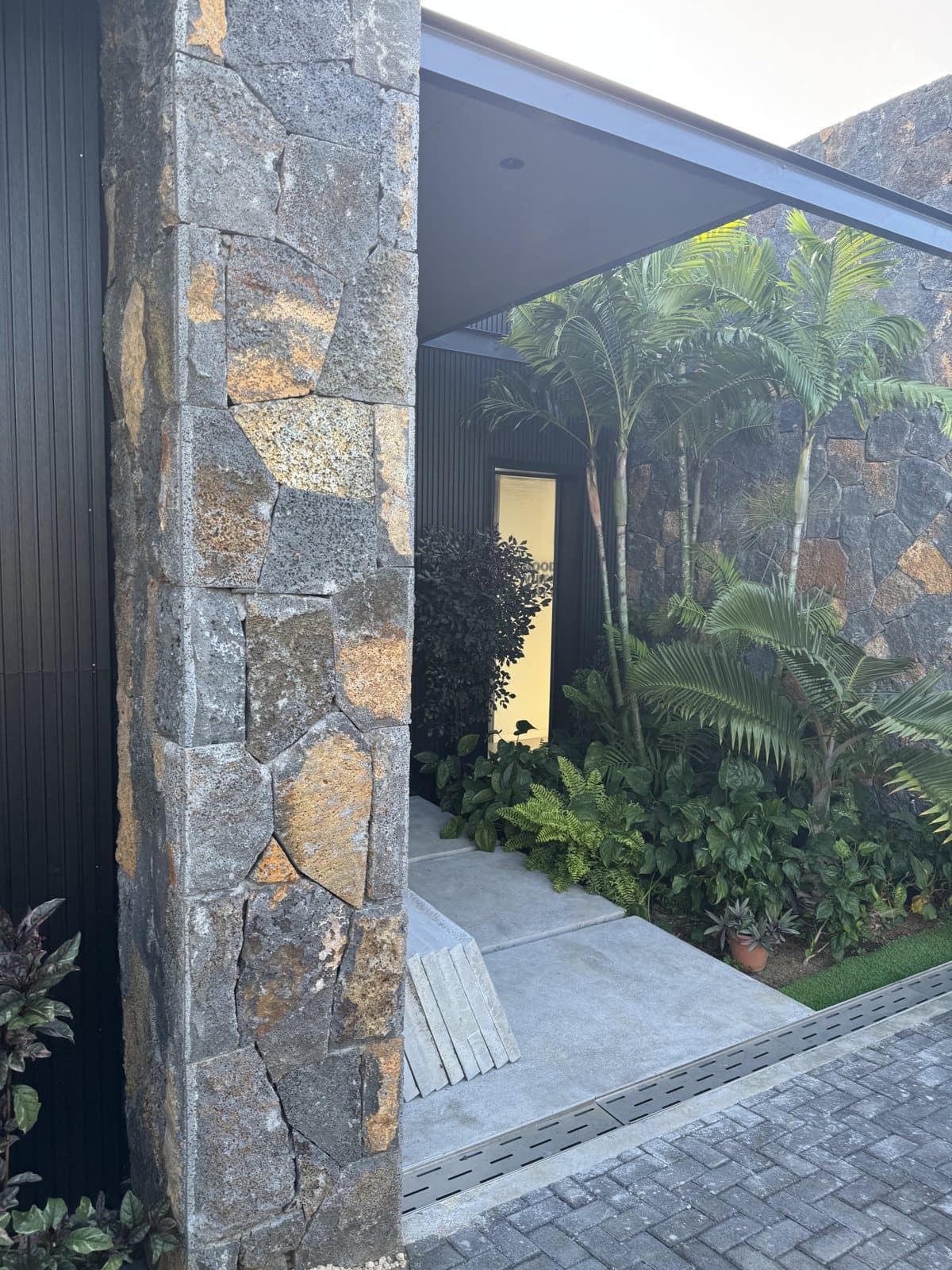 Entrance between two stone walls
